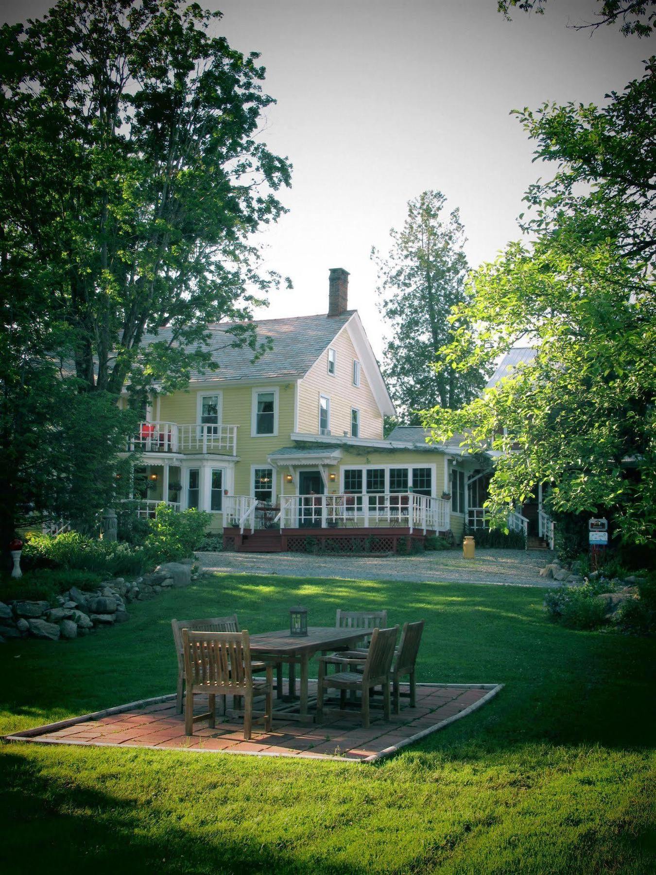 Saratoga Farmstead Alojamento de Acomodação e Pequeno-almoço 3*